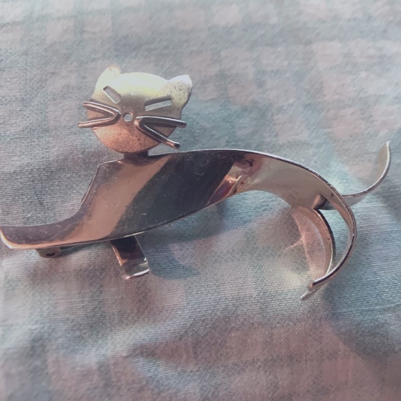 Beau silver Jewelry - Beau  Sterling Silver cat pin..very collectable.. Vintage